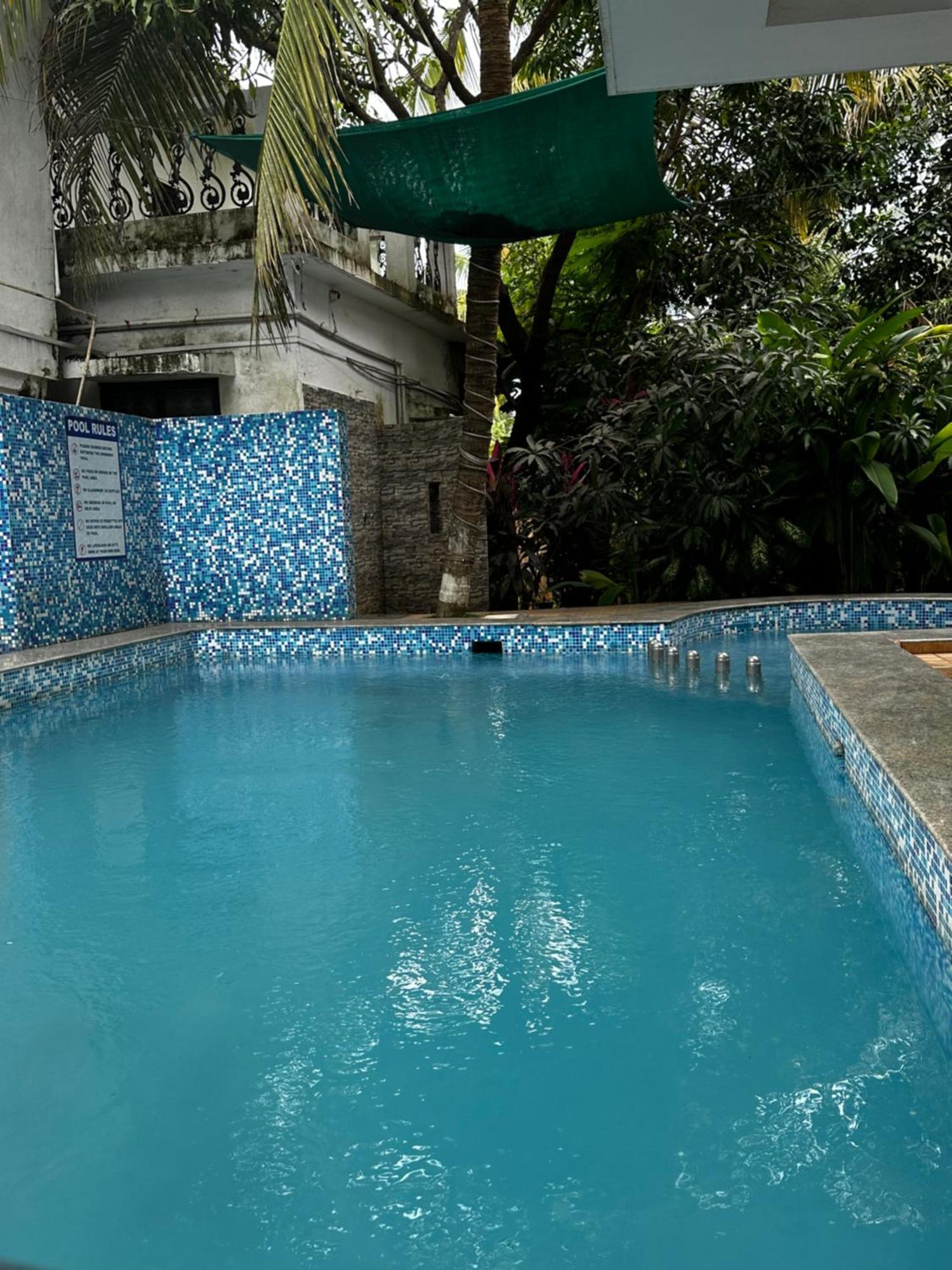 Hotel Sunshine Vagator Exterior foto